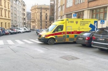 На улице в центре Праги обнаружили мертвую иностранку