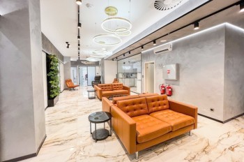 Сеть стоматологий Smile Centrum празднует 13 лет успеха открытием девятой клиники в Праге