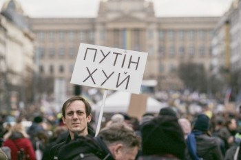 Россияне проведут в Праге митинг против приостановки выдачи чешского гражданства