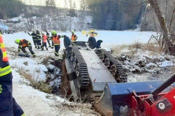 Два человека погибли в Чехии во время показа исторической бронетехники