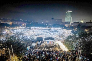 В Словакии массово протестовали против премьера Фицо и сближения с Россией