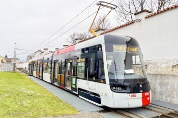 Новый трамвай для Праги готов. Škoda показала первый состав