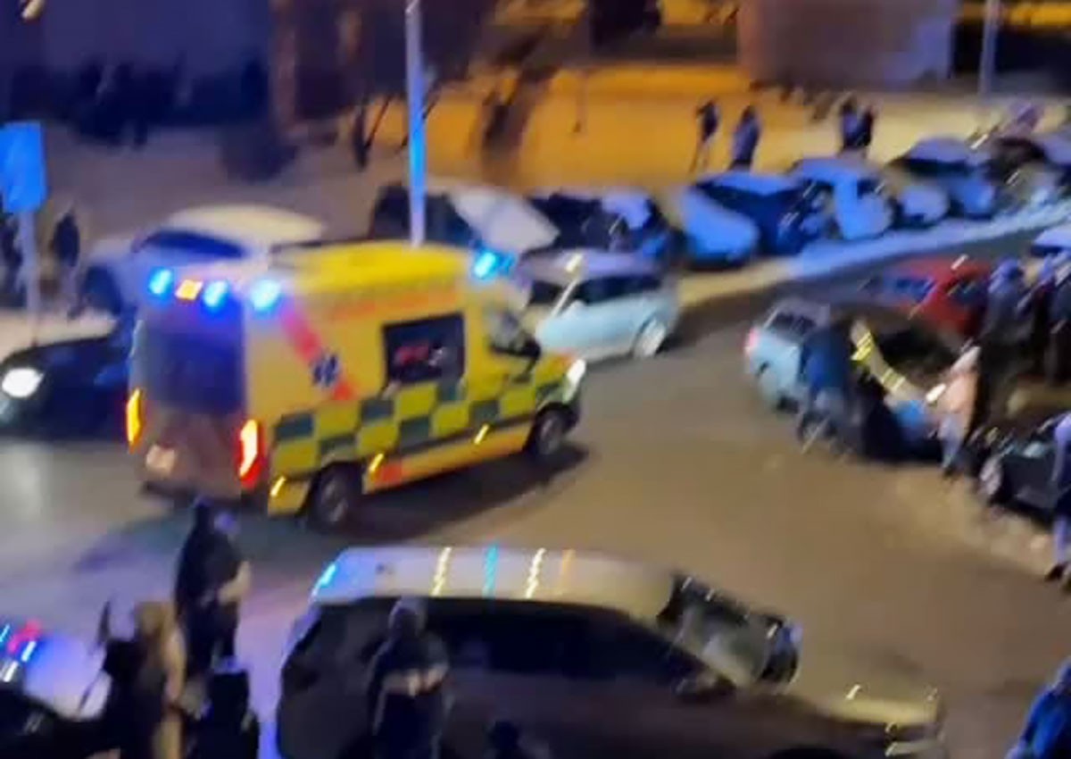 В Чехии водитель BMW умышленно не пропускал скорую помощь