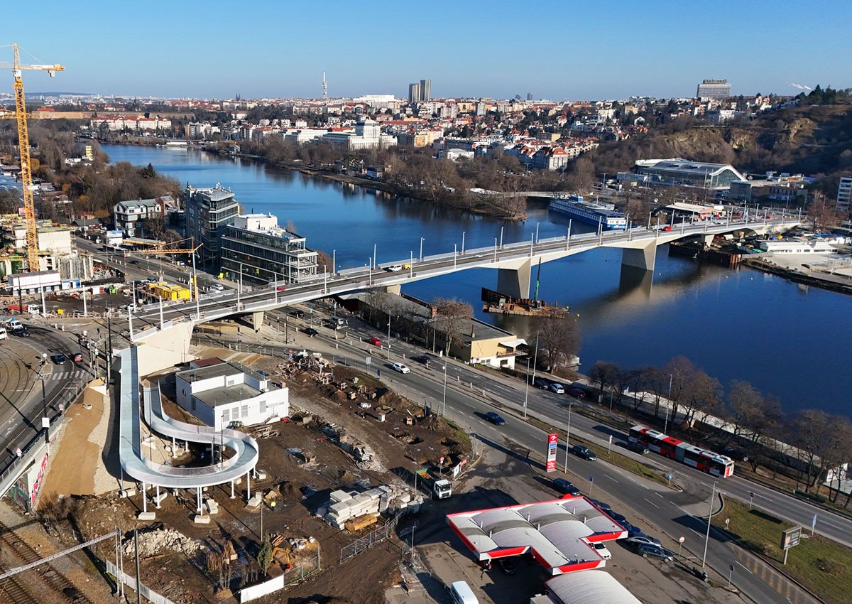 Прага запустила народное голосование за название нового моста