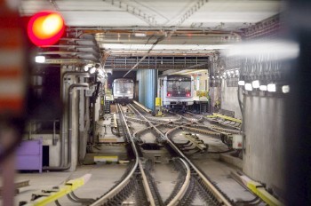 Половина линии «B» пражского метро встала из-за ЧП