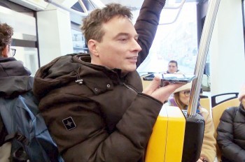 Регион Чехии громко разговаривать по телефону в транспорте 