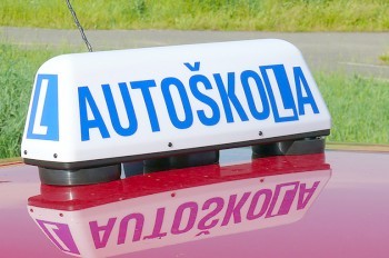 В Чехии психиатр за деньги выписывала справки ученикам автошколы