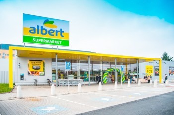 В пражских магазинах Albert  задержали 18 иностранцев 