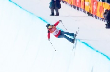 Курьез на Олимпиаде: лыжница-любитель не сделала ни одного трюка