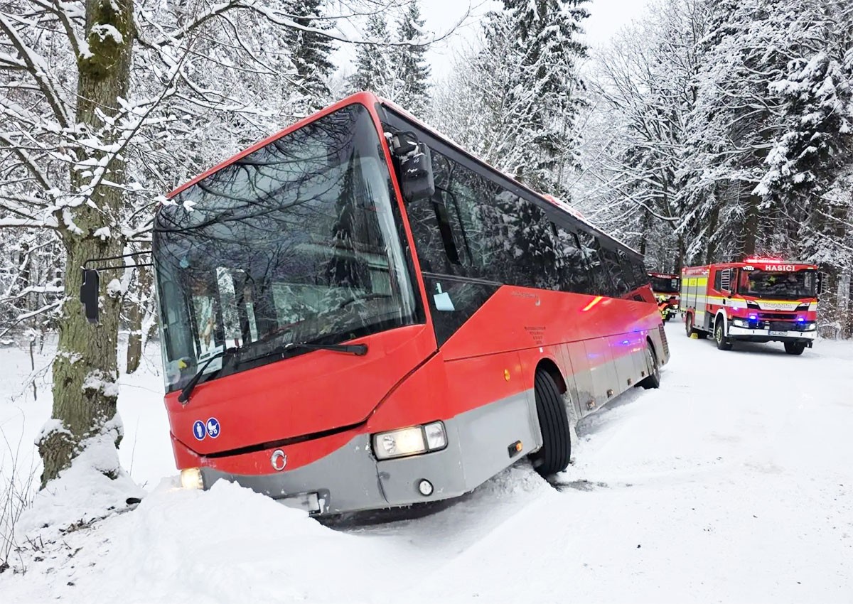 В Чехии попал в аварию автобус с детьми