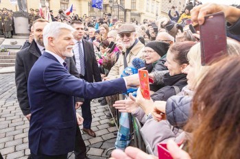 Президент Чехии поблагодарил жителей за поддержку порядочности и правды