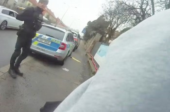 В Праге задержали иностранца, подозреваемого в убийстве: видео