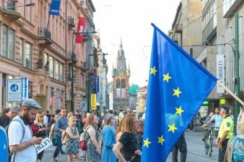 Опрос: как жители Чехии относятся к членству своей страны в ЕС