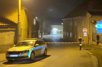 Под Прагой двое мужчин устроили дуэль на ножах