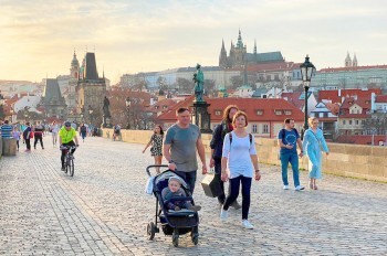Солнечно и тепло: чешские синоптики опубликовали прогноз погоды на выходные