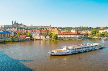Бесплатно прокатиться на прогулочных судах в Праге можно будет 18 марта