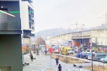 В Праге человек спрыгнул с балкона десятого этажа