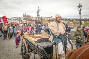 В Праге оживет забавная легенда Карлова моста