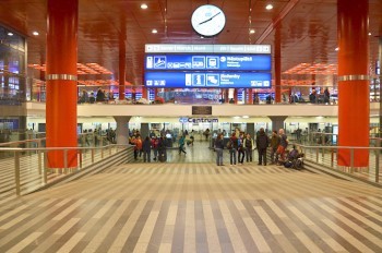 Главный вокзал Праги эвакуировали из-за подозрительных предметов