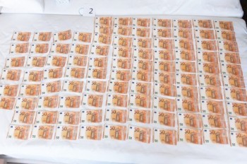 Украинцы завозили соотечественников в Чехию ради гуманитарных пособий