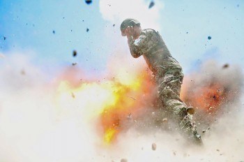 Военный фотограф сняла взрыв за секунду до своей гибели