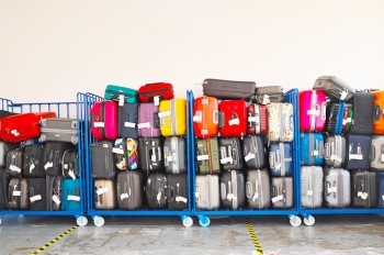 В аэропорту Праги начались выборочные проверки багажа без присутствия пассажира