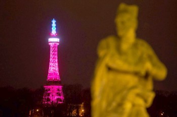 Петршинская башня в Праге окрасится в цвета британского флага