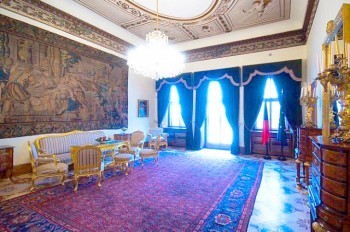 В Праге 8 мая для туристов откроют Грзанский дворец