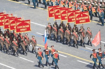Онлайн-трансляция Парада Победы на Красной площади в Москве