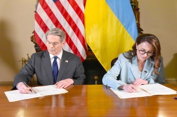 США и Украина подписали соглашение о полезных ископаемых