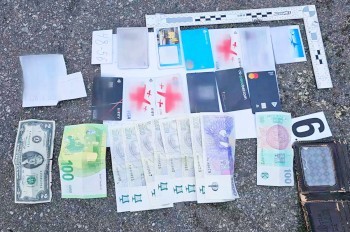 В Праге водитель попался в ловушку воров-иностранцев