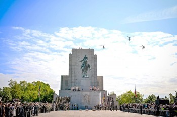 В Праге почтили память жертв Второй мировой войны: фото и видео