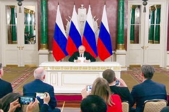 Путин предложил Украине возобновить прямые переговоры без предварительных условий