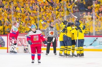 Чехия проиграла Швеции в четвертьфинале чемпионата мира: видео