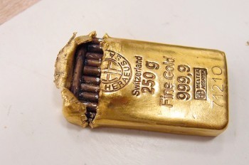 Чешский суд вынес вердикт по делу о ловкой подделке золотых слитков