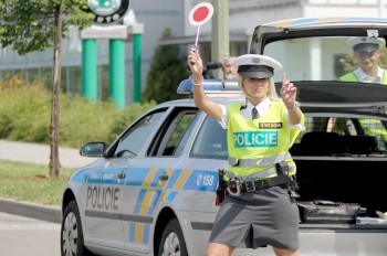 В Чехии нудист получил штраф за отсутствие светоотражающих элементов