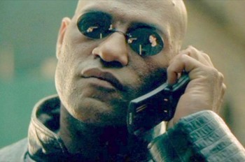 В Чехии стартовали продажи культового телефона из «Матрицы»