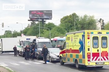 В Праге полицейские устроили массовое ДТП: 11 пострадавших