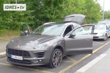 В Праге иностранец на Porsche устроил погоню с полицией