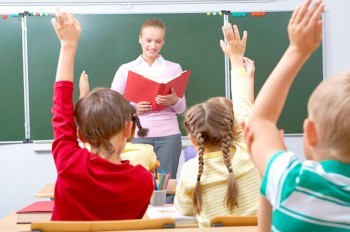 Кто сколько зарабатывает в госсекторе Чехии: статистика