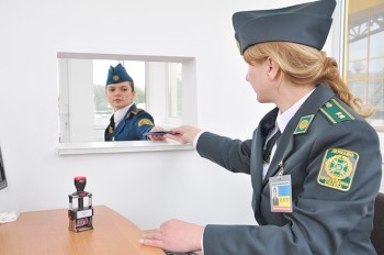 Украина ужесточит правила въезда и пребывания для россиян