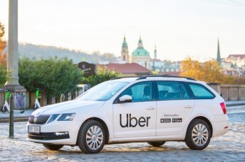 Власти разрешили UBER стать официальной такси-службой аэропорта Праги