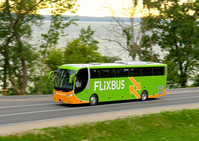 Распродажа у FlixBus: билеты по Чехии за 1 крону