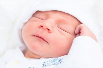 В Германии власти убедили родителей не называть сына Люцифером