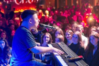 Во вторник в Праге выступит SHUMEI