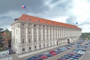 Российского посла вызвали в МИД Чехии из-за обстрела села Гроза