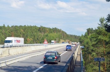 В Чехии перекрыли автомагистраль D1 из-за сообщения о минировании автобуса