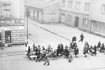 Ровно 82 года назад началась депортация евреев из Праги. Сегодня пройдет акция памяти
