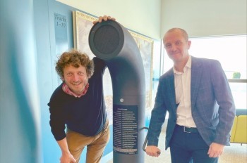 В аэропорту Праги установили «автомат поэзии» 