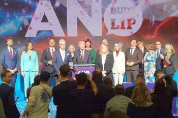 Виктор Орбан поздравил Андрея Бабиша с победой 